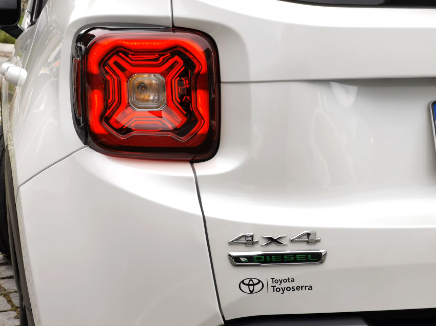 baixa km! - jeep renegade longitude 2.0 4x4 tb diesel automatico