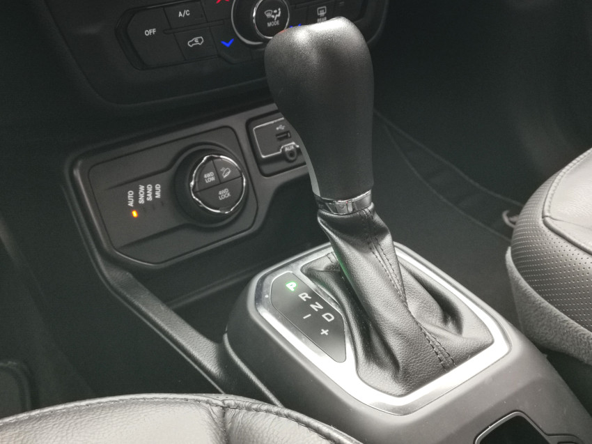 baixa km! - jeep renegade longitude 2.0 4x4 tb diesel automatico