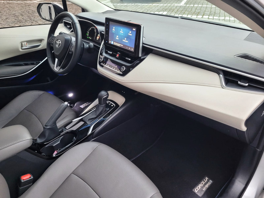 baixa km! - toyota corolla altis prem. 1.8 automatico (hibrido)
