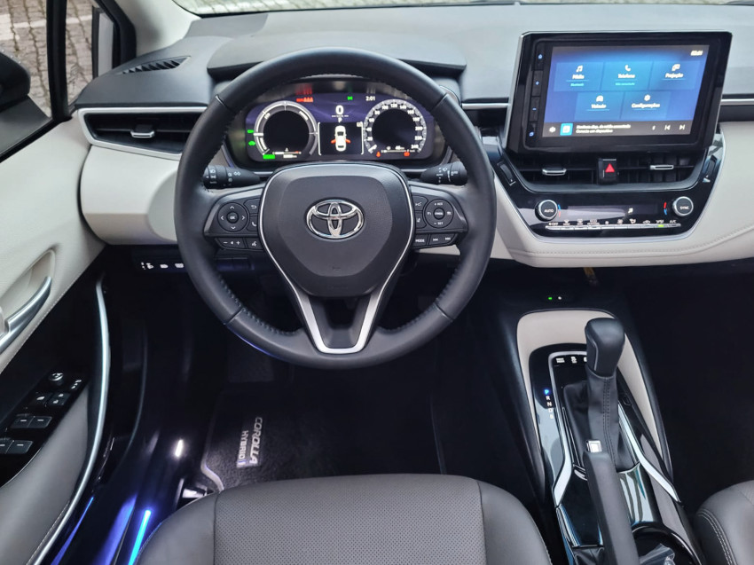 baixa km! - toyota corolla altis prem. 1.8 automatico (hibrido)