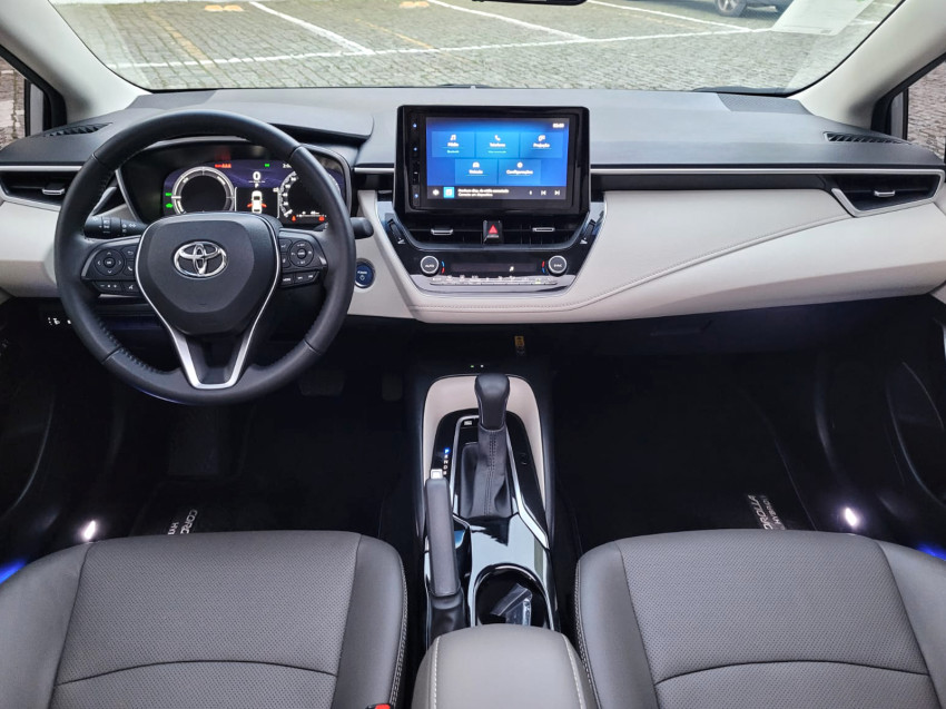 baixa km! - toyota corolla altis prem. 1.8 automatico (hibrido)