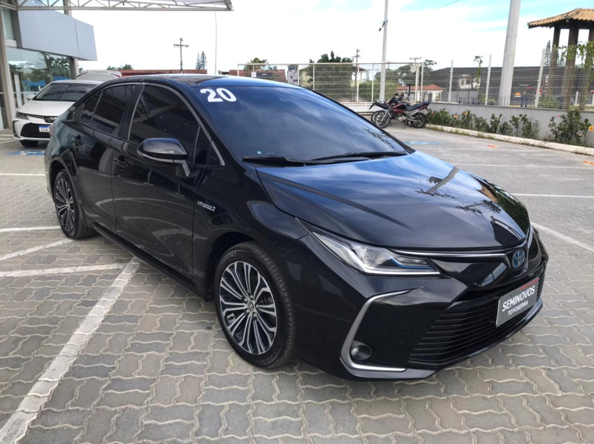 toyota corolla altis prem. 1.8 automatico (hibrido)