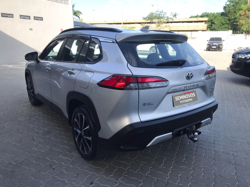 toyota corolla cross xrx 1.8  automatico (hibrido)