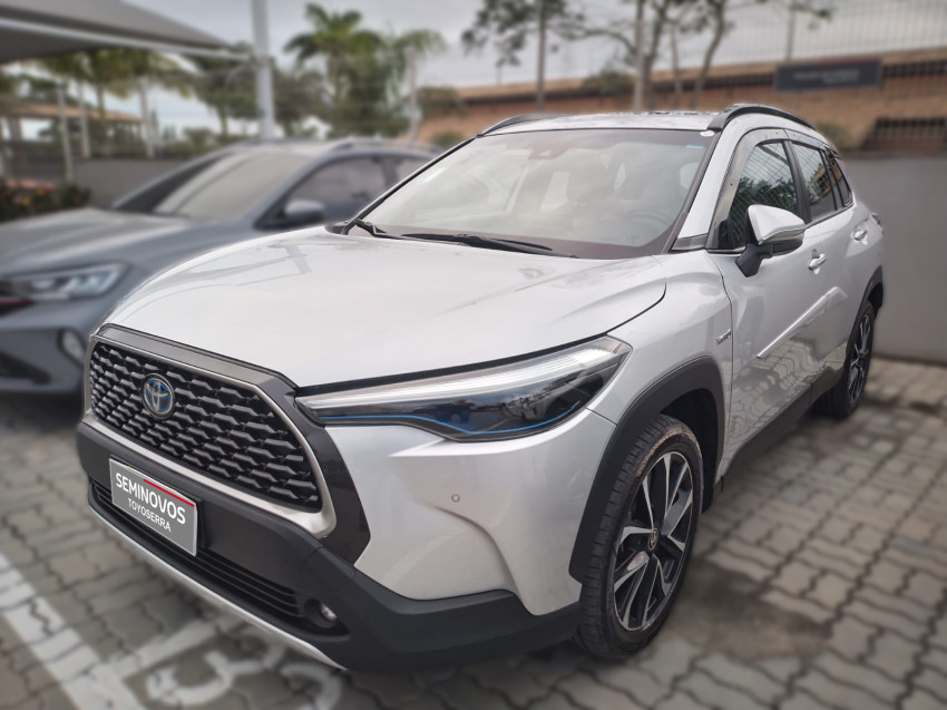 toyota corolla cross xrx 1.8  automatico (hibrido)