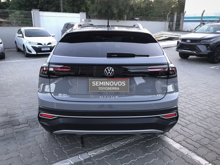 baixa km! - volkswagen nivus highline 1.0 200 tsi flex automatico.