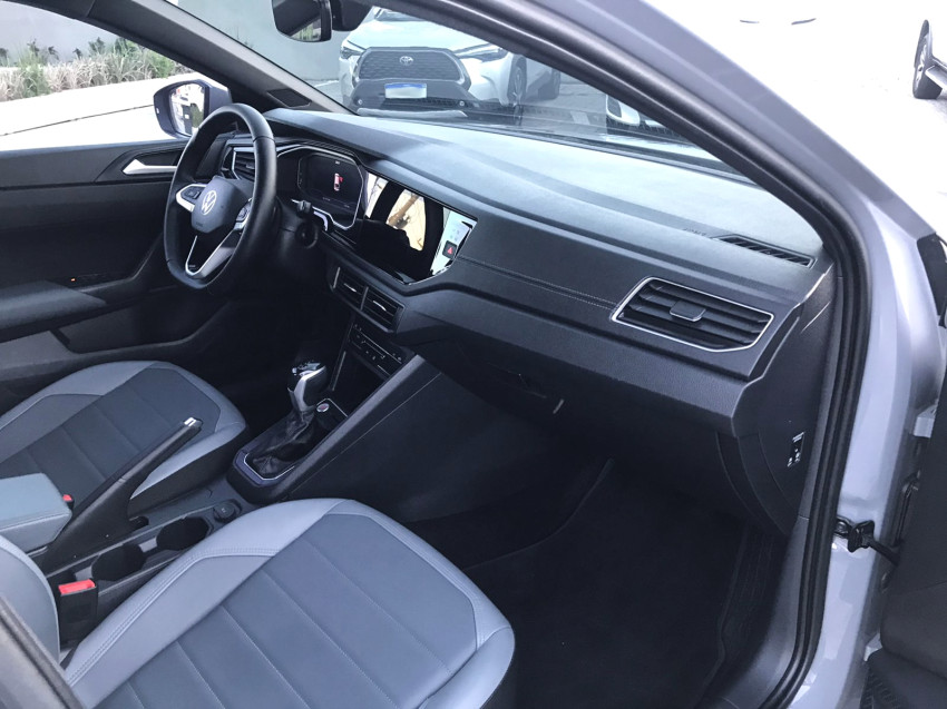 baixa km! - volkswagen nivus highline 1.0 200 tsi flex automatico.