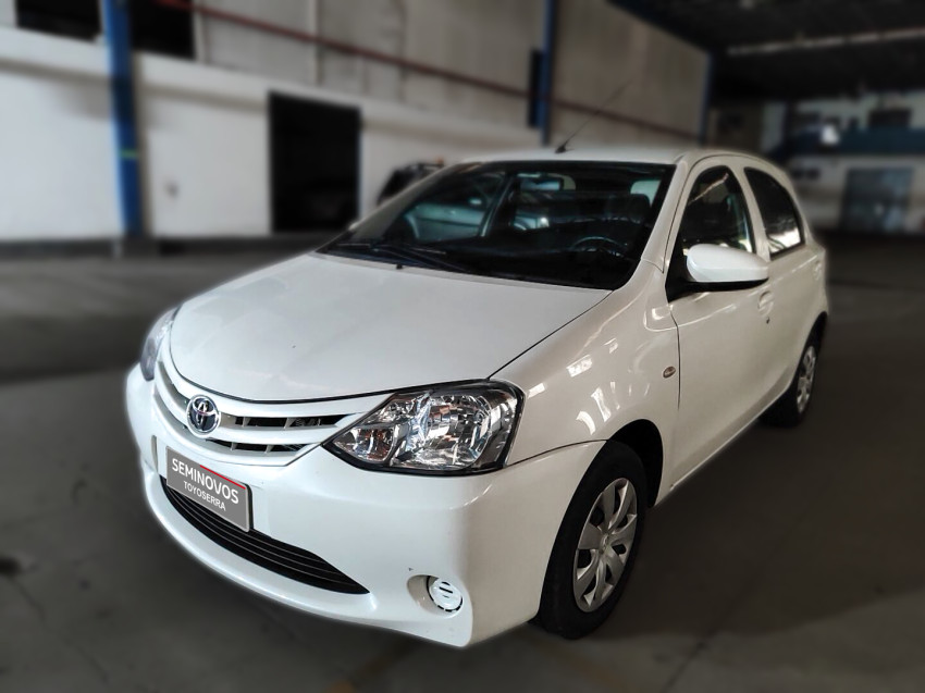 toyota etios x 1.3 flex  manual