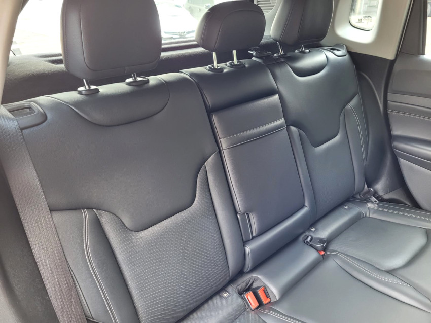 baixa km! - jeep compass long. t270 1.3 tb 4x2 flex automatico