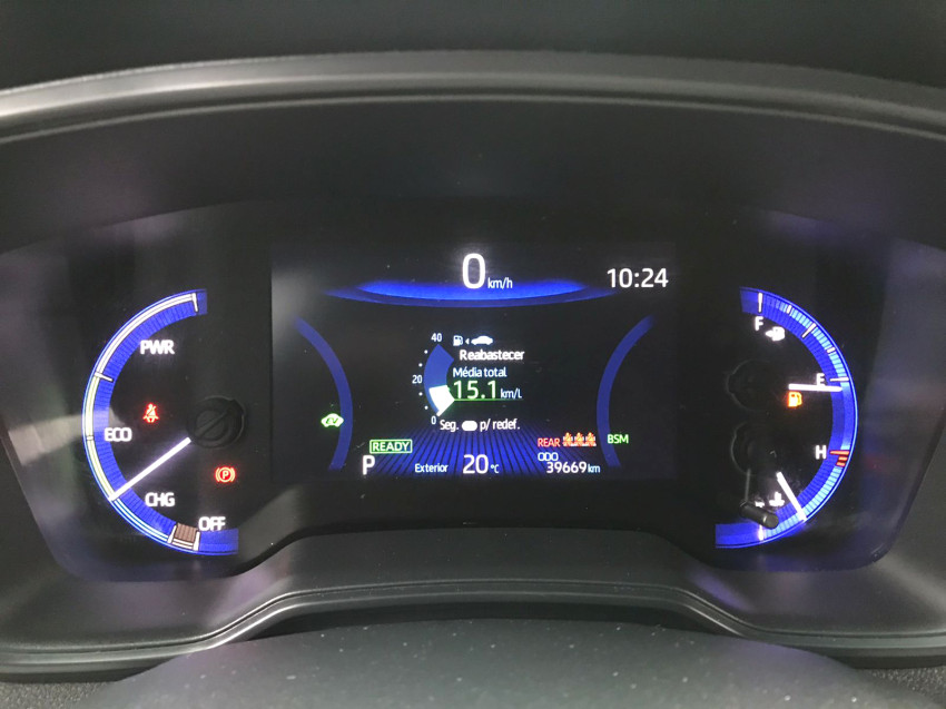 toyota corolla cross xrv 1.8  automatico (hibrido)