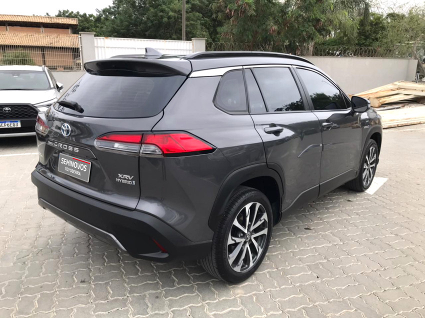 toyota corolla cross xrv 1.8  automatico (hibrido)