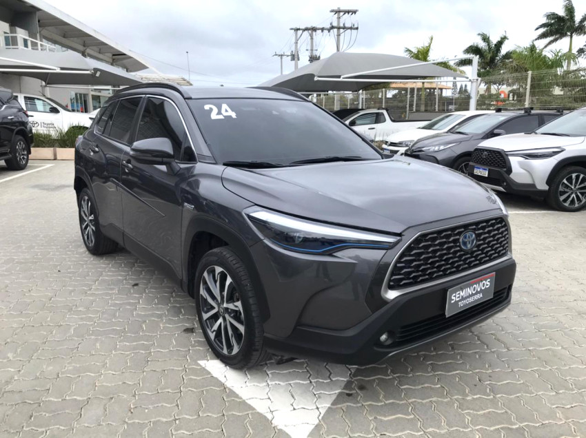 toyota corolla cross xrv 1.8  automatico (hibrido)