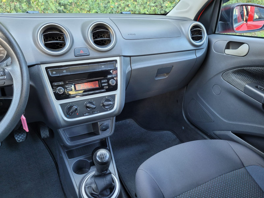volkswagen voyage trendline 1.6 t.flex