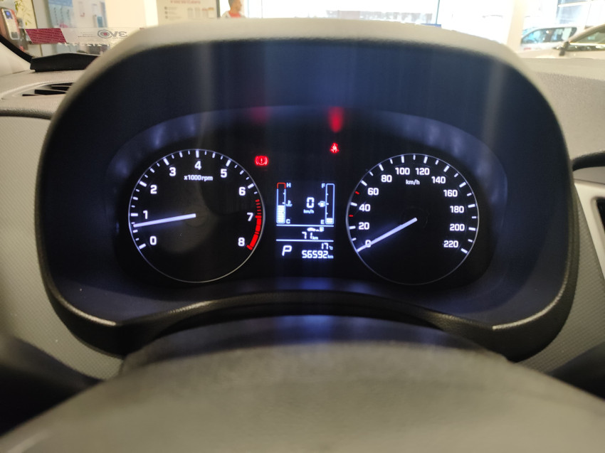 baixa km! - hyundai creta action 1.6  flex automatico