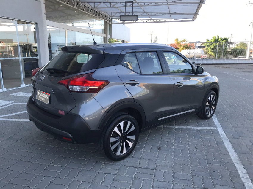 nissan kicks sv 1.6  flexstar automatico