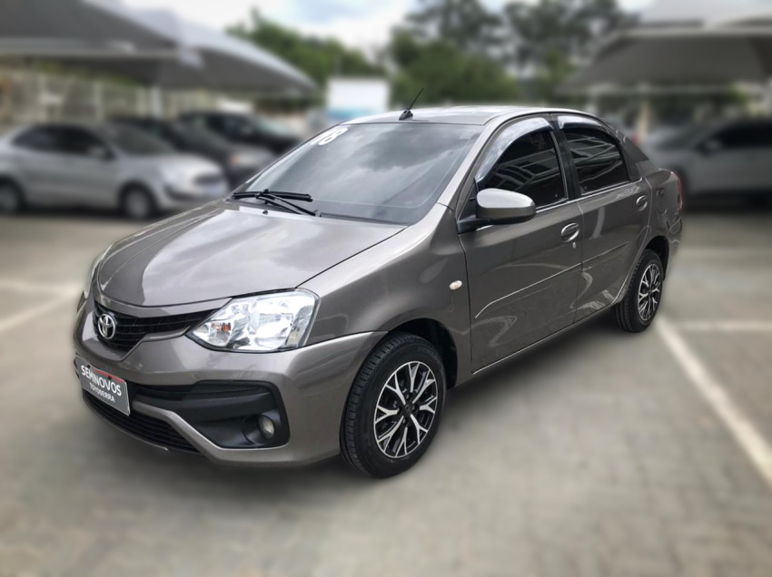 toyota etios xs sedan 1.5 flex  manual
