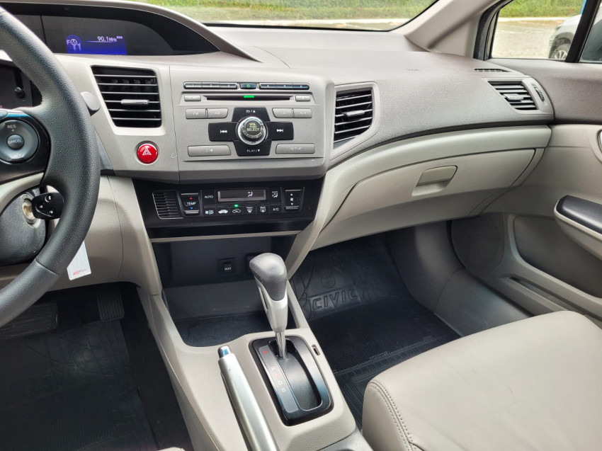 honda civic sed. lxl/ lxl se 1.8 flex  automatico11