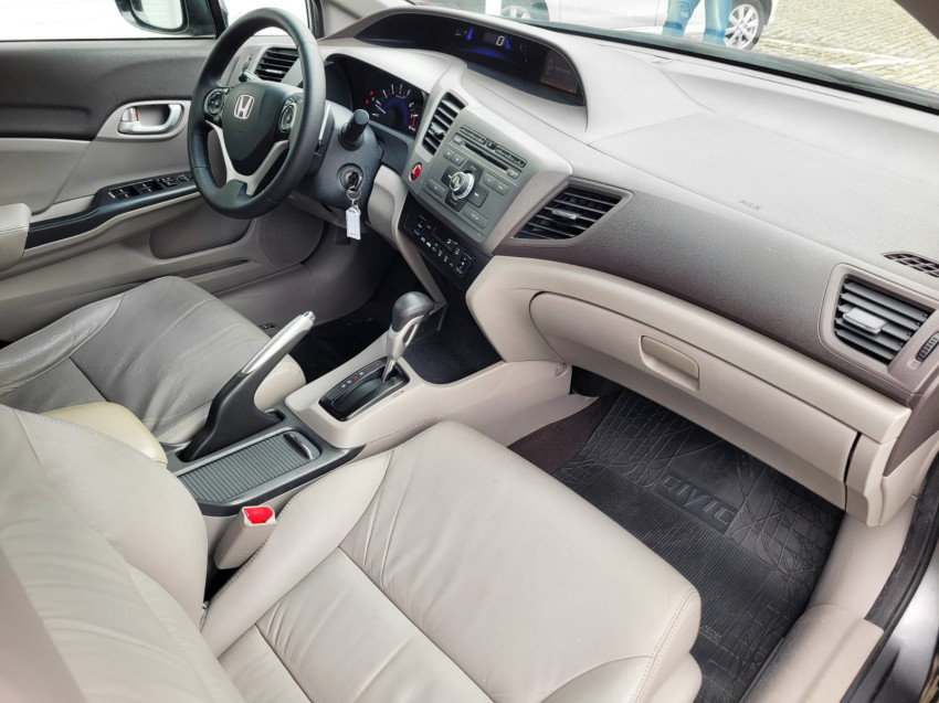 honda civic sed. lxl/ lxl se 1.8 flex  automatico13