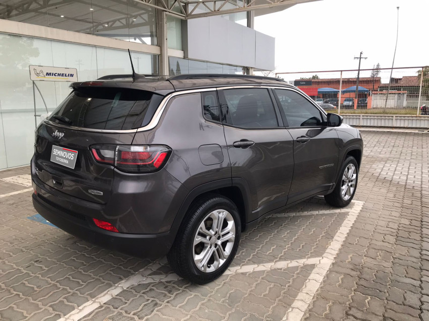 baixa km! - jeep compass long. t270 1.3 tb 4x2 flex automatico