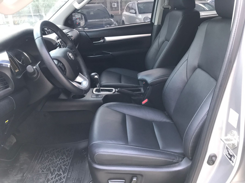 baixa km! - toyota hilux cd srv 4x4 2.8  diesel automatico