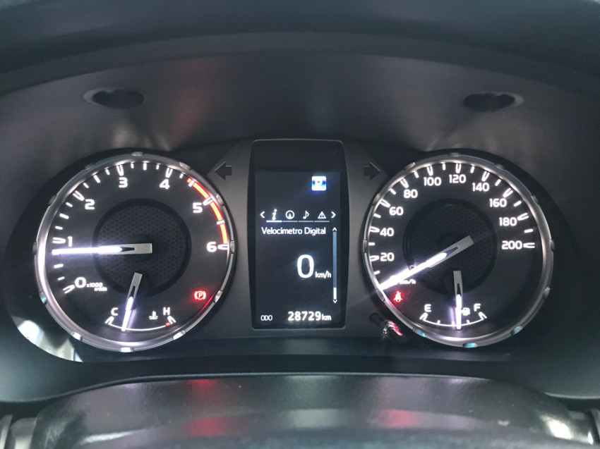 baixa km! - toyota hilux cd srv 4x4 2.8  diesel automatico