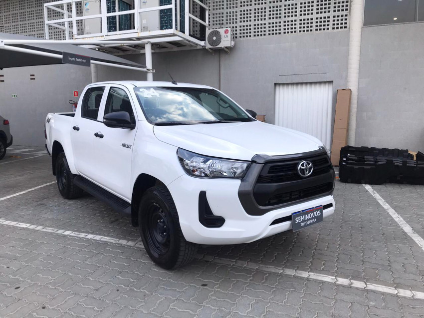 baixa km! - toyota hilux cd 4x4 2.8  diesel automatico