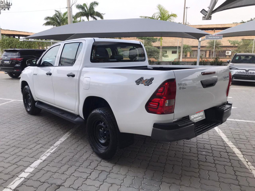 baixa km! - toyota hilux cd 4x4 2.8  diesel automatico