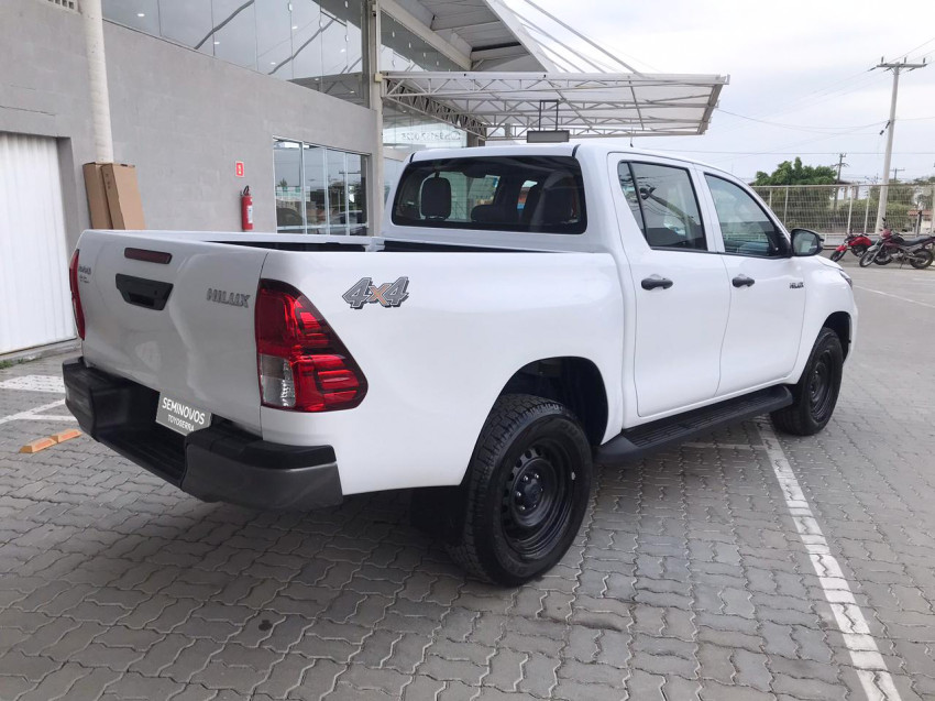 baixa km! - toyota hilux cd 4x4 2.8  diesel automatico