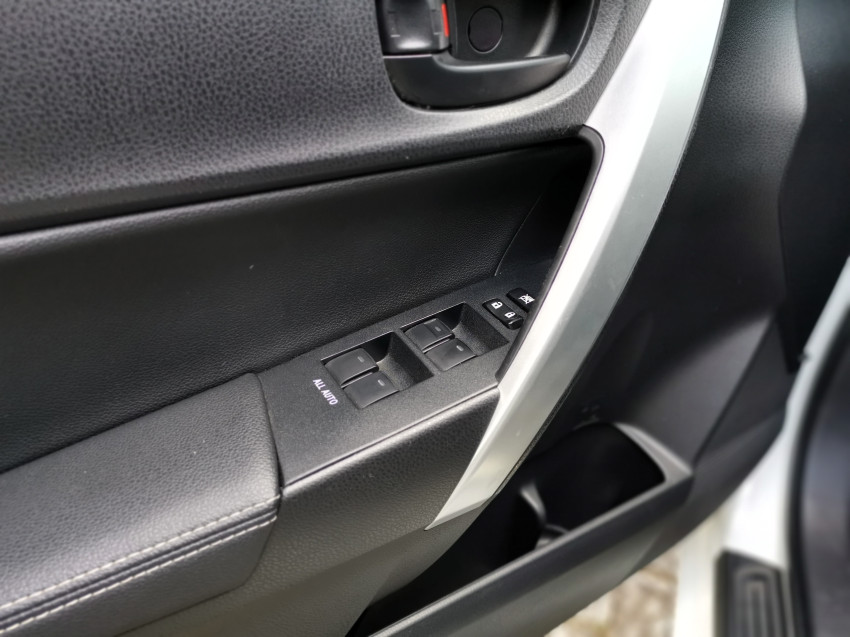 baixa km! - toyota corolla xei 2.0 flex  automatico