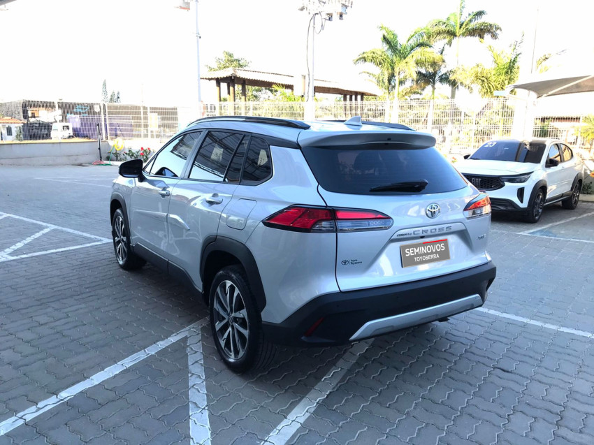 toyota corolla cross xre 2.0  flex automatico4
