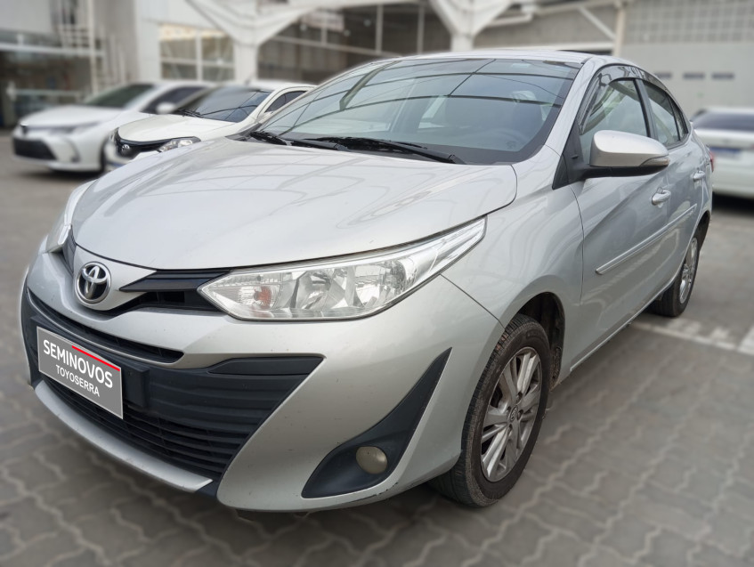 toyota yaris xl sedan 1.5 flex  automatico