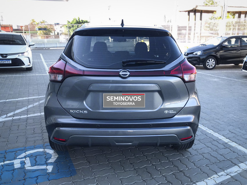 nissan kicks exclusive 1.6  flex automatico