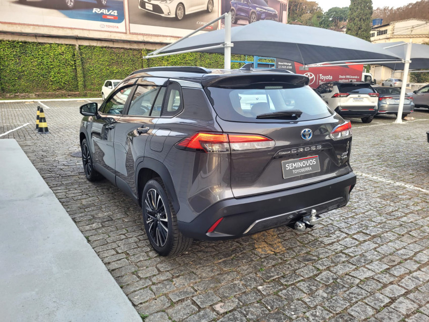 toyota corolla cross xrx 1.8  automatico (hibrido)