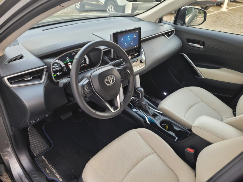 toyota corolla cross xrx 1.8  automatico (hibrido)