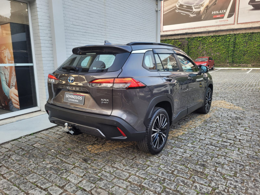 toyota corolla cross xrx 1.8  automatico (hibrido)