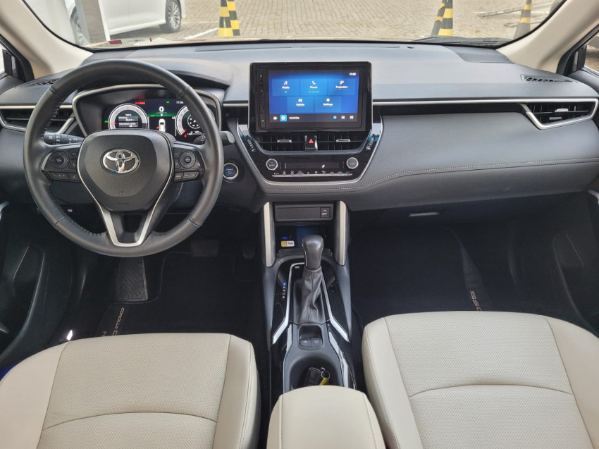 toyota corolla cross xrx 1.8  automatico (hibrido)