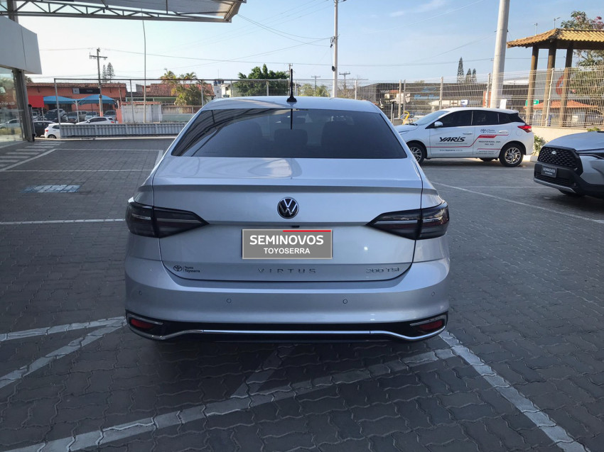 baixa km! - volkswagen virtus highline 200 tsi 1.0 flex  automatico
