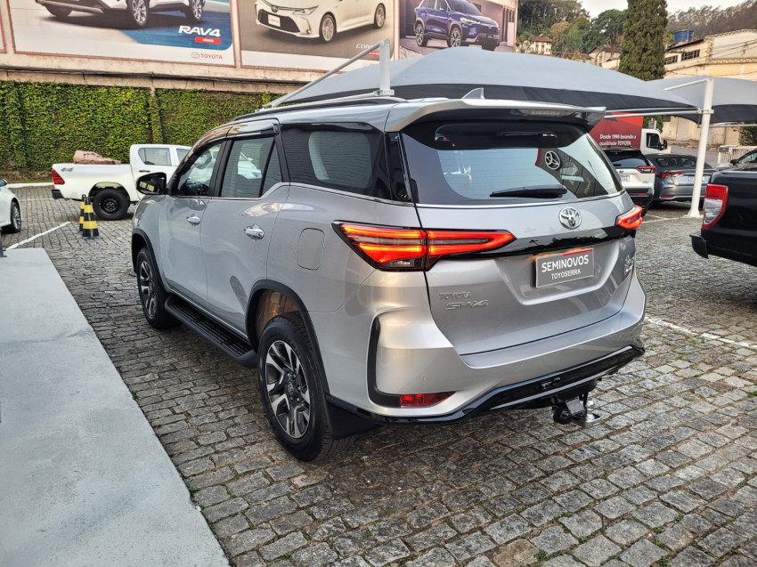 toyota hilux sw4 srx plat. 4x4 2.8 tb die. automatico
