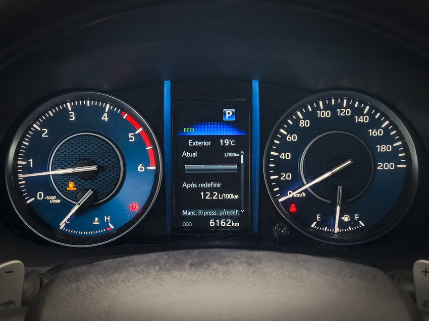 toyota hilux sw4 srx plat. 4x4 2.8 tb die. automatico