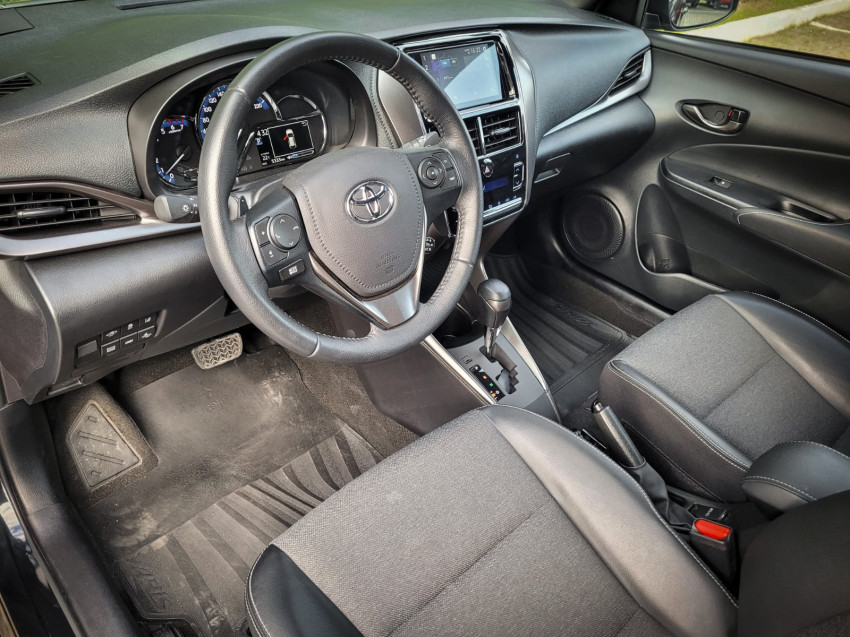 baixa km! - toyota yaris xs 1.5 flex  automatico9 baixa km! - toyota yaris xs 1.5 flex  automatico9