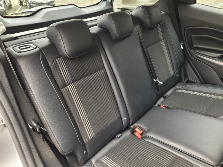 baixa km! - ford ecosport freestyle 1.5  flex automatico15 baixa km! - ford ecosport freestyle 1.5  flex automatico15