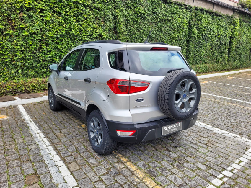 baixa km! - ford ecosport freestyle 1.5  flex automatico5 baixa km! - ford ecosport freestyle 1.5  flex automatico5