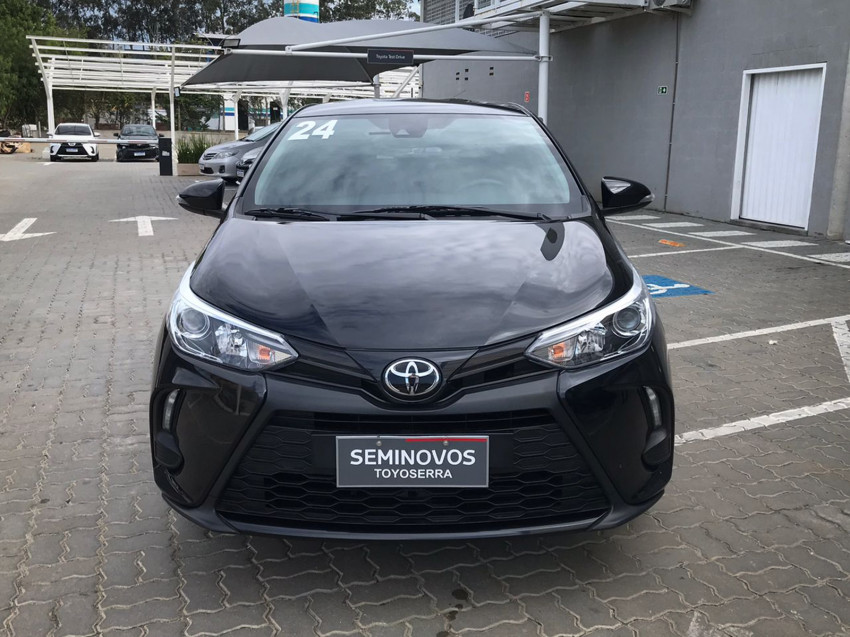 baixa km! - toyota yaris xs sedan 1.5 flex  automatico
