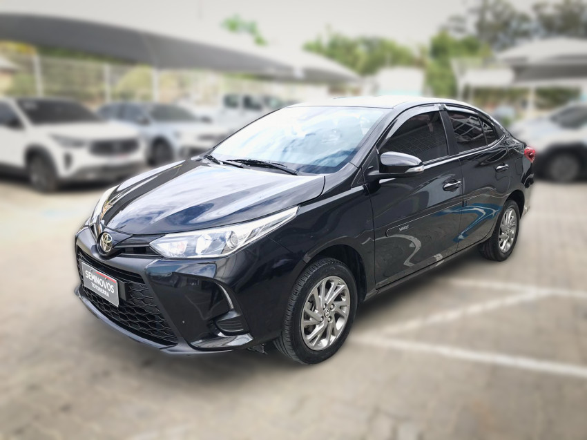 baixa km! - toyota yaris xs sedan 1.5 flex  automatico