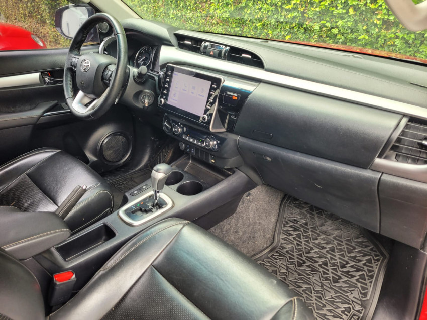 toyota hilux cd sr 4x4 2.8  diesel automatico