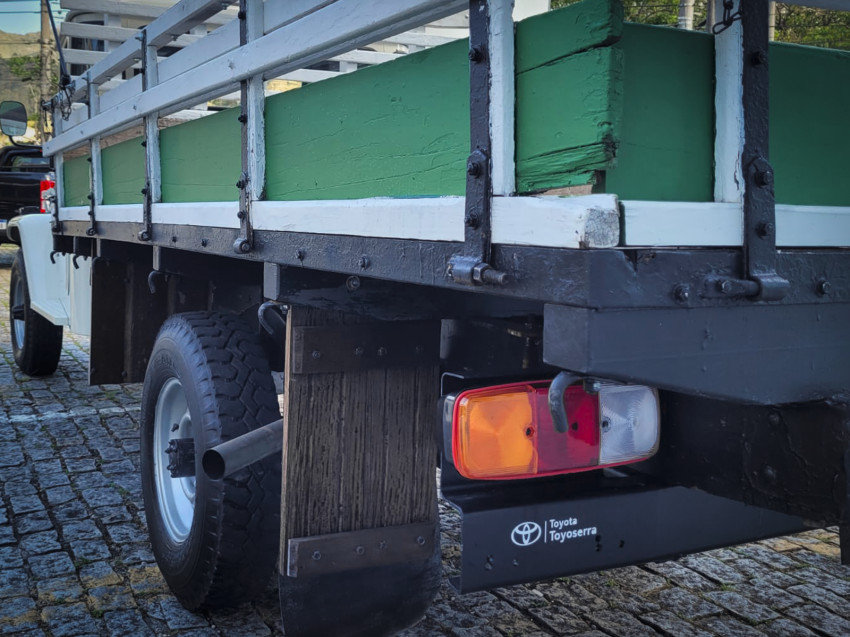 toyota band.picape chassi longo diesel16