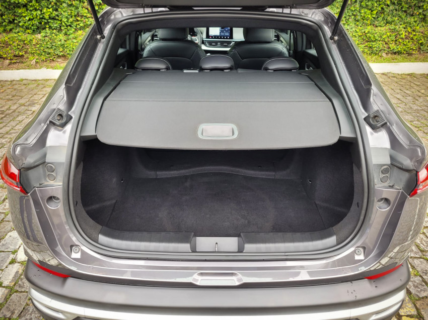 baixa km! - fiat fastback impetus 1.0 200 t. flex automatico16 baixa km! - fiat fastback impetus 1.0 200 t. flex automatico16