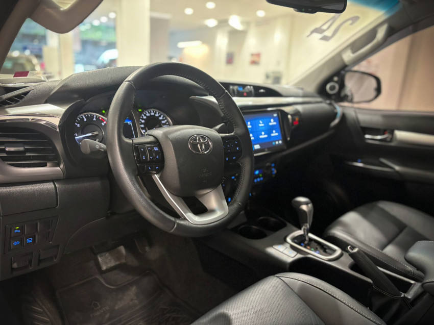 baixa km! - toyota hilux cd srx plus 4x4 2.8  die. automatico12