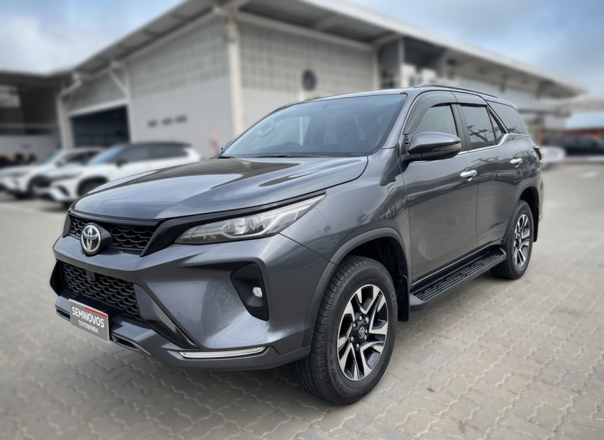 toyota hilux sw4 srx plat. 4x4 2.8 tb die. automatico1 toyota hilux sw4 srx plat. 4x4 2.8 tb die. automatico1