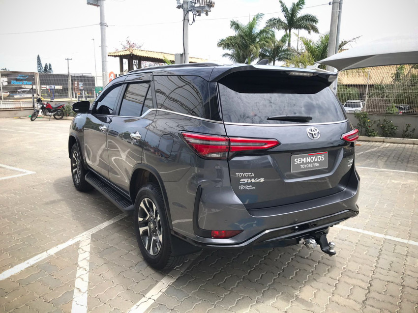 toyota hilux sw4 srx plat. 4x4 2.8 tb die. automatico5