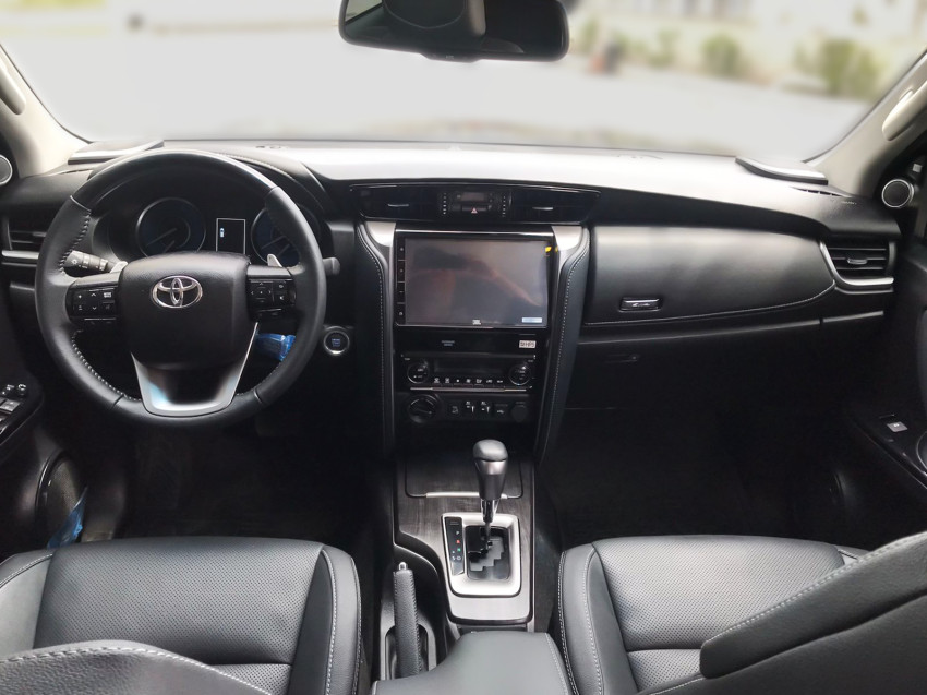 toyota hilux sw4 srx plat. 4x4 2.8 tb die. automatico6